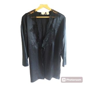 Vtg Victoria Secret Gold Label Black Whimsy Satin Robe Lace Trim S‎ **No Belt**